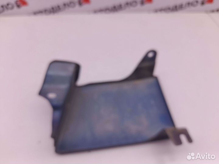 Накладка багажника Daihatsu Gran Move 2000 г.в