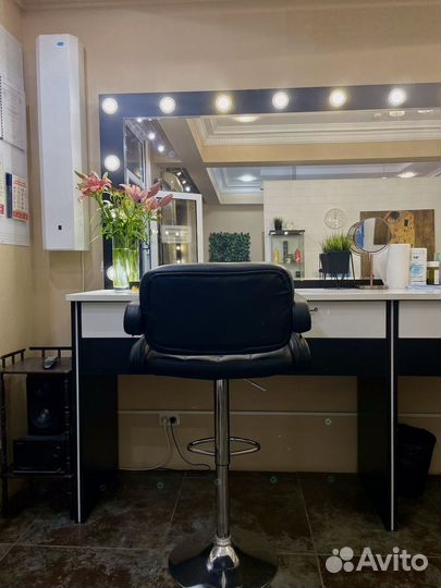 Сдам кабинет, место бровиста/визажиста