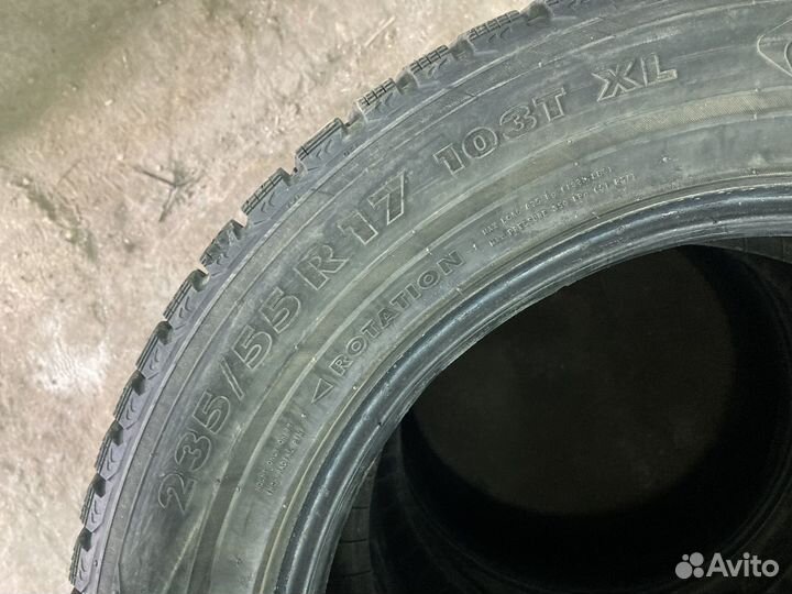 Nokian Tyres Hakkapeliitta 5 235/55 R17