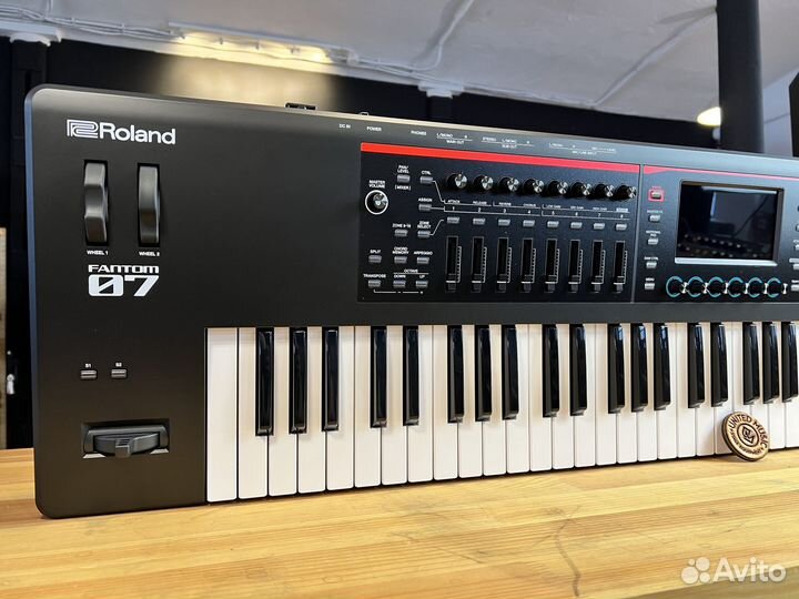 Roland fantom-07 в Наличии