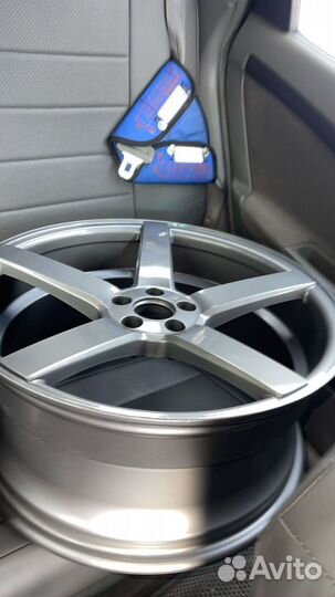 Продам литые диски