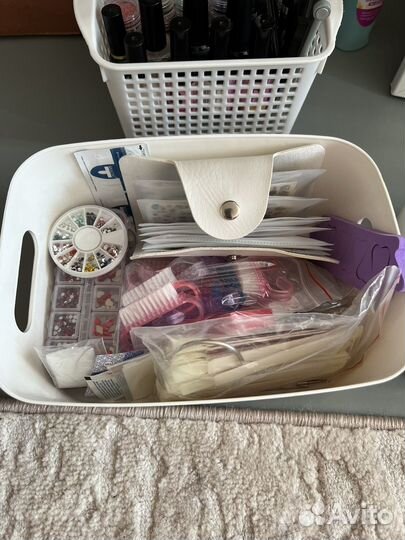 Материалы для мастера маникюра