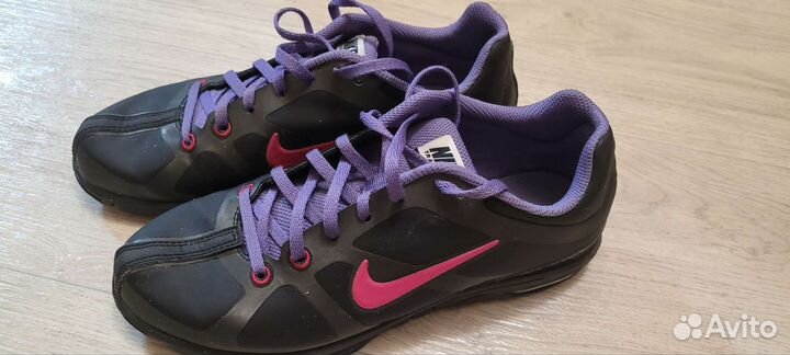 Кроссовки nike женские
