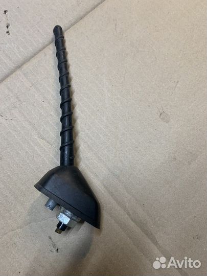 Антенна на крышу Hyundai Solaris Kia Rio