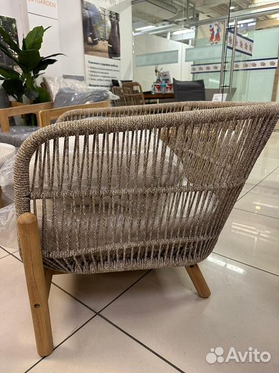 Кресло из тика talara витрина