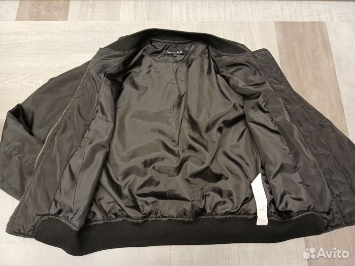 Куртка бомбер