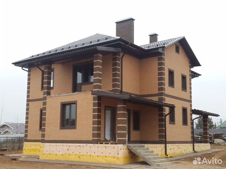 Бригада строителей