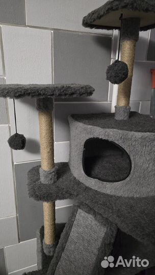 Домик для кошки с когтеточкой высокий
