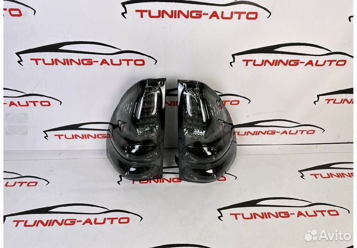 Стоп - сигналы Toyota Land Cruiser Prado 120