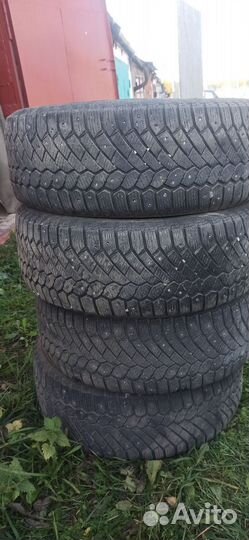 Gislaved Nord Frost 200 215/60 R16 99T