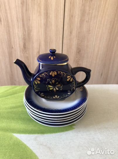 Масленка гдр, чайник Гжель, тарелки