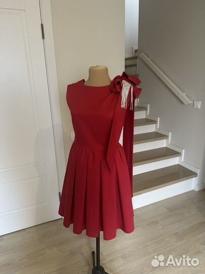 Платье женское 44 46