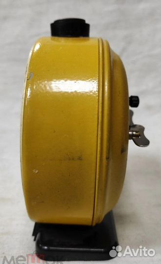 Настольные часы. Будильник 