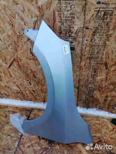 Крыло переднее левое Volvo S60 FS
