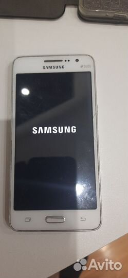 Телефон Samsung