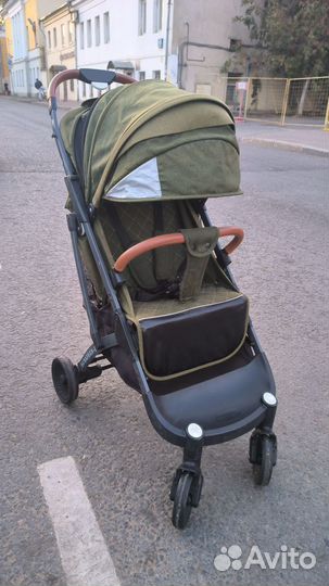 Прогулочная коляска Yoya Plus Pro складная