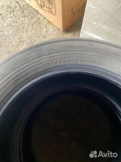 Yokohama BluEarth AE50 235/55 R18