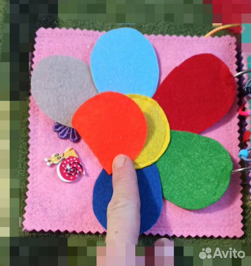 Развивающая книжка из фетра