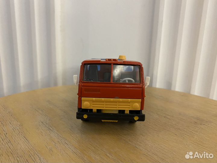 Модель 1:43 Камаз 5320 Арек люкс