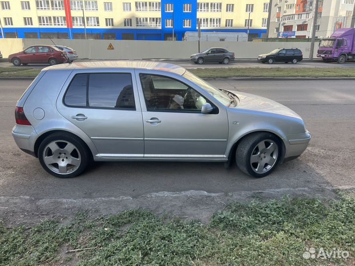 Volkswagen Golf 1.6 AT, 2000, 250 000 км