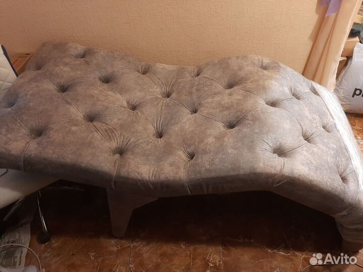 Анатомическая кушетка для наращивания ресниц