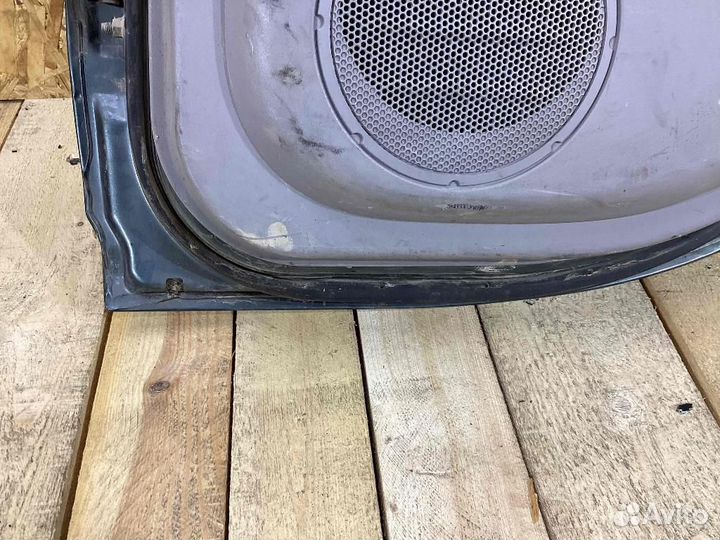 Дверь задняя правая Mitsubishi L200