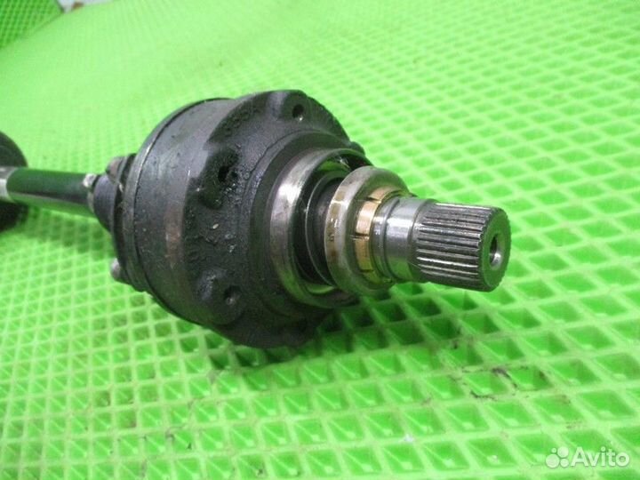 Привод передний левый Volkswagen Polo 5 MK5