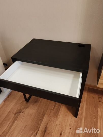 Стол IKEA