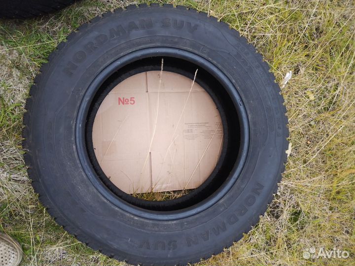 Landsail Ice Star IS37 235/65 R17 108