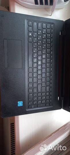 Ноутбук lenovo