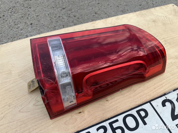 Фонарь правый Mercedes Vito W447