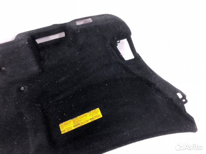 Обшивка багажника задняя Lexus Ls600H UVF45