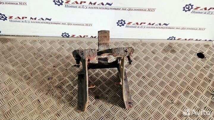 Кронштейн запасного колеса Man Tgl