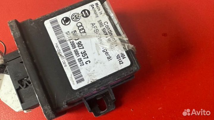 Блок управления светом Volkswagen Passat B7 1.8