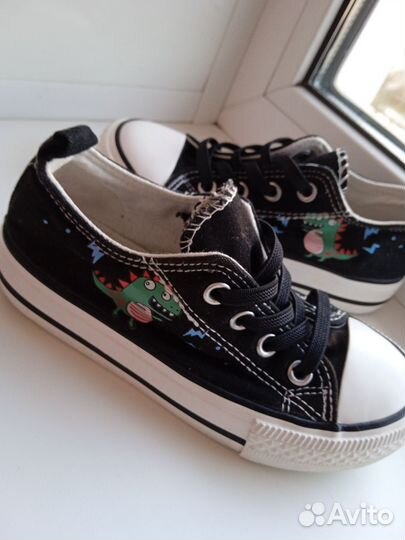 Обувь на мальчика пакетом