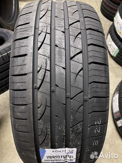 Fortune FSR702 245/45 R19 102Y