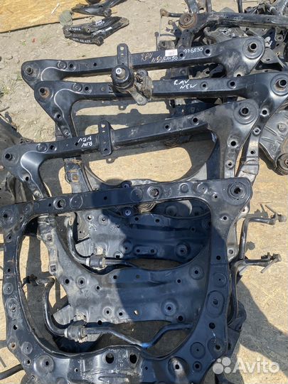 Подрамник передний Toyota CHR тойота 2016г