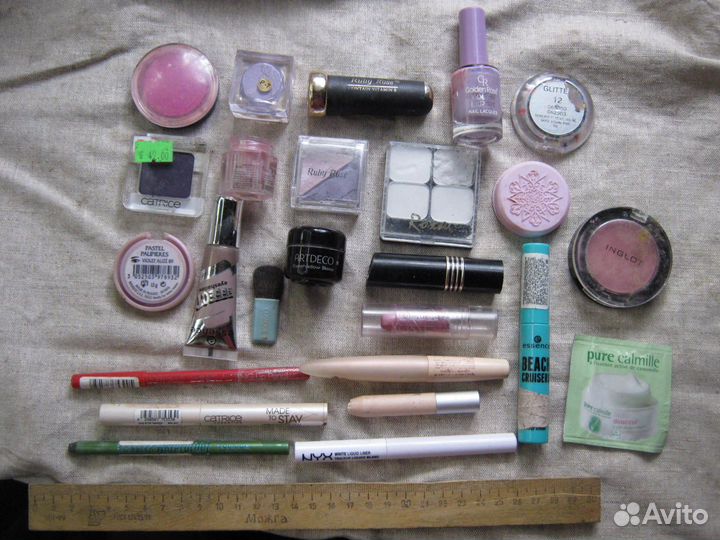 Косметичка с косметикой