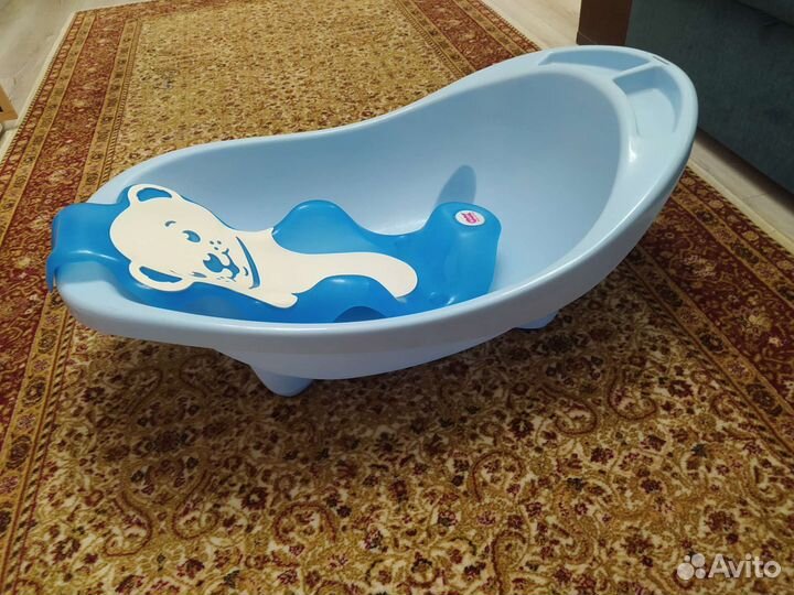 Ванночка для купания с горкой