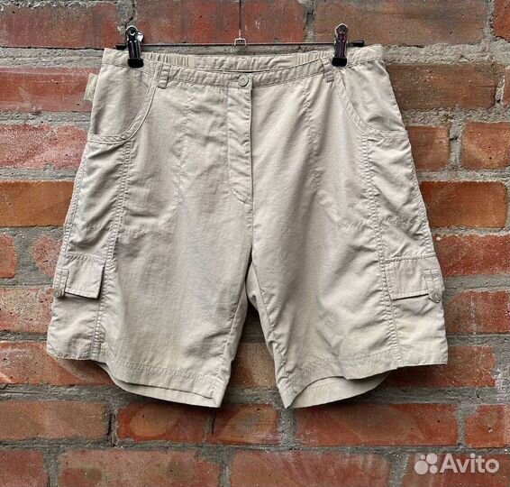 Треккинговые спортивные женские шорты Salewa