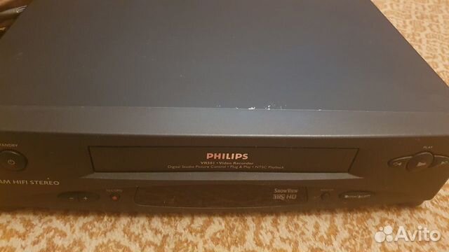 Видиомагнитофон Philips