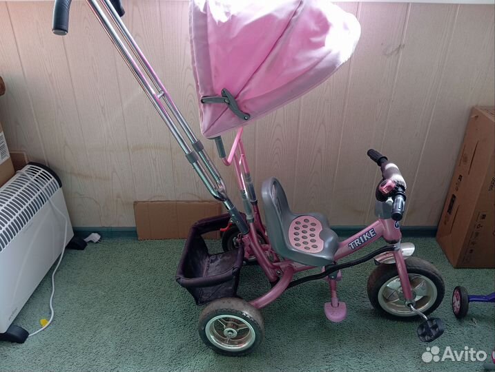 Детский трёхколёсный велосипед с ручкой