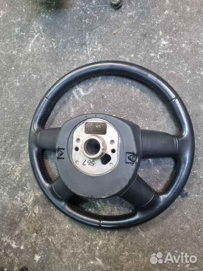 Руль audi a4 b8 a5 8t в хорошем состоянии