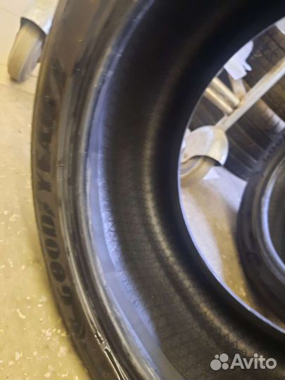 Goodyear Eagle F1 Asymmetric 3 SUV 295/40 R21 111Y