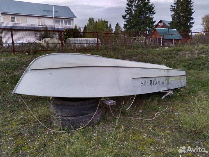 Лодка Прогресс 2М