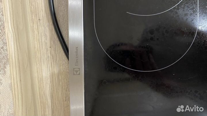 Варочная панель электрическая electrolux