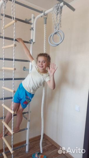 Шведская стенка новая в распор пол потолок