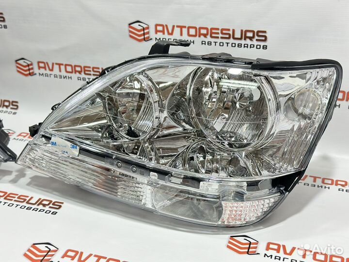 Фары Toyota Harrier / RX300 1997-2003 новые HLL