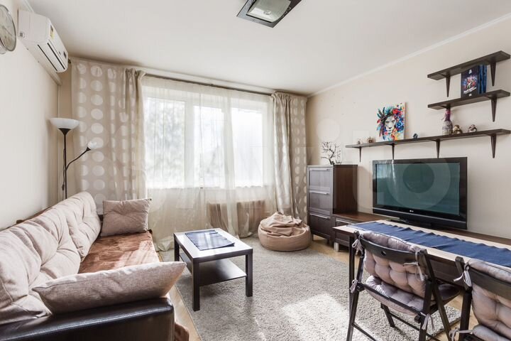 2-к. квартира, 42 м², 2/14 эт.