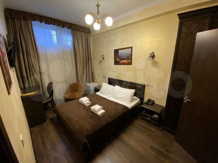 Гостиница, 375 м²